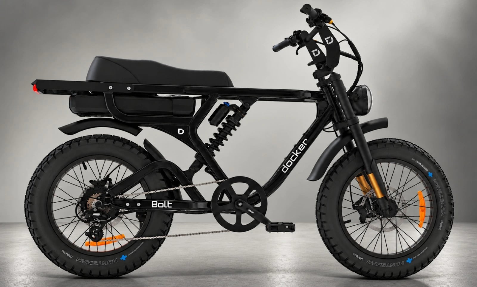 The Bolt — Jet Black studio packshot