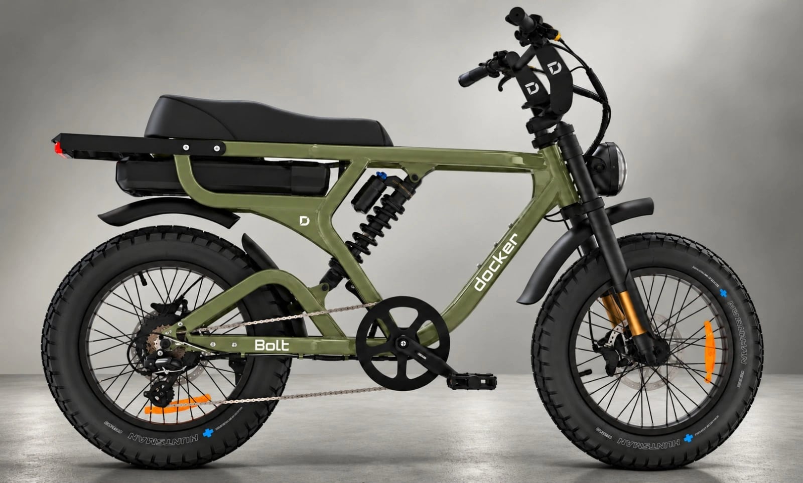 The Bolt in Jungle Green